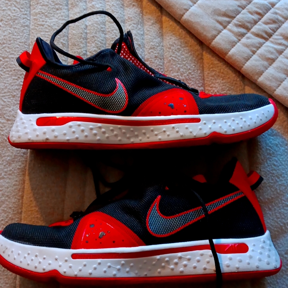 NIKE Paul George 4's